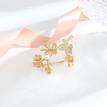 Shineland 2021 Nou Popular De Culoare De Aur Fluture Floare Pearl Stras Broșă Pin De Sex Feminin Nunta Ace De Brose Pentru Femei Cadouri Imagine 2
